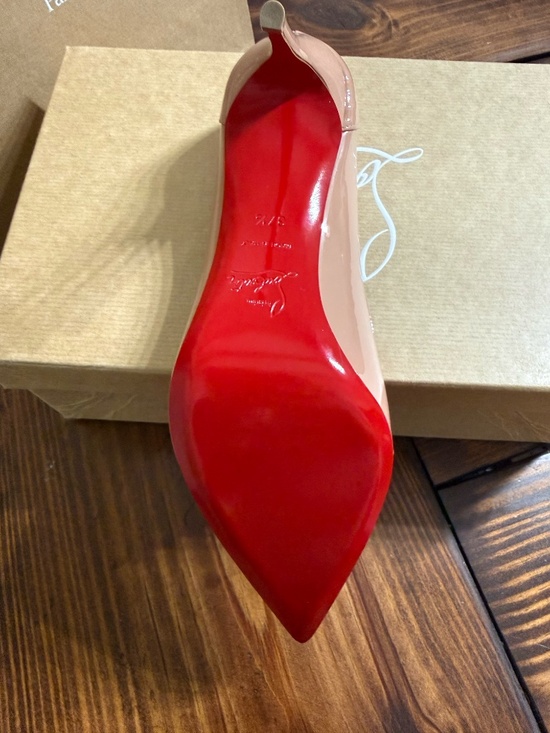 Christian Louboutin Sporty Kate 85 Nude Patent Leather Pump - Picture 5 of 7